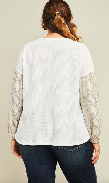 Desert Queen Curvy Snake Print Top